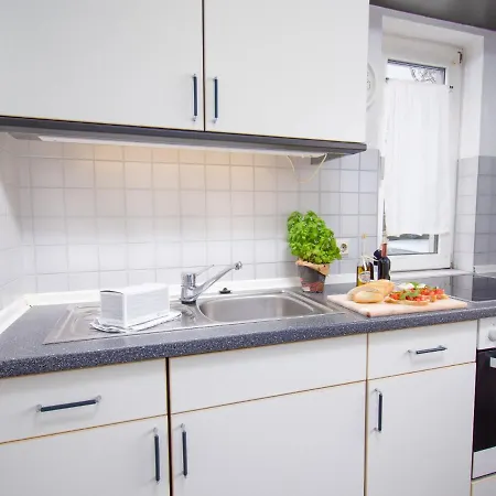 Holiday Kleen Norden